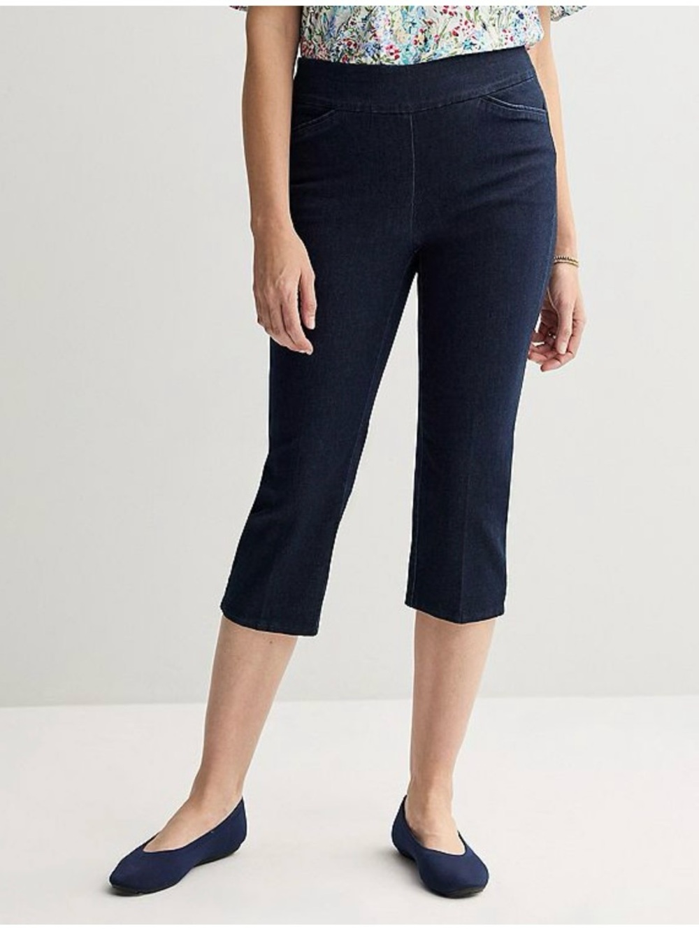 croft & barrow Dark Denim Effortless Stretch Pull-On Capri Pants